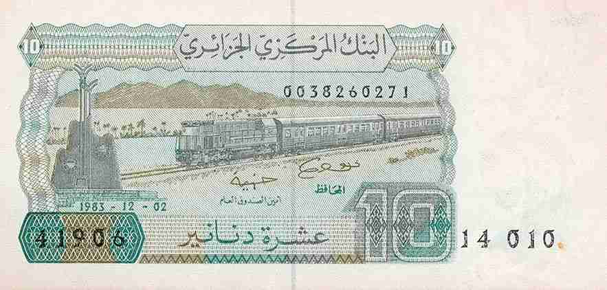 10 Dinars